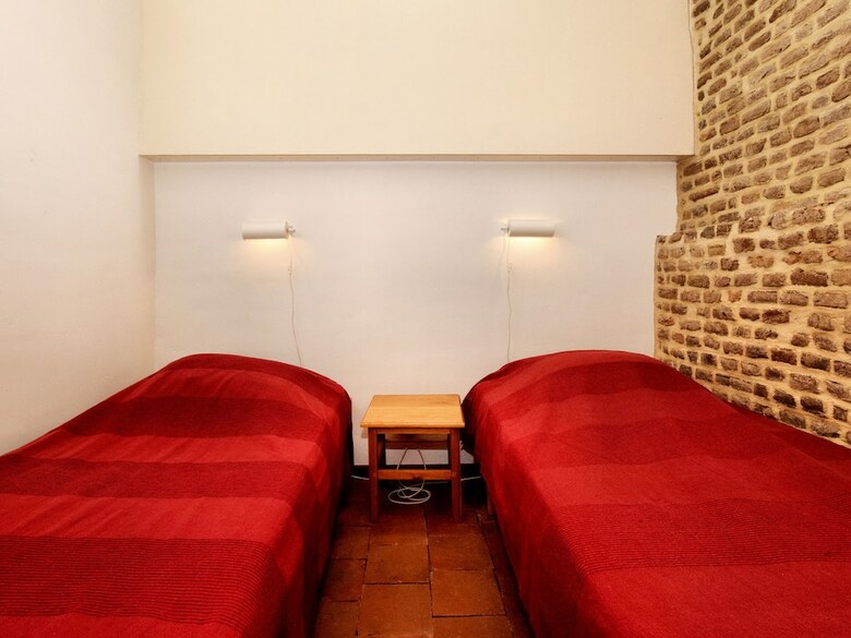 Lovely Holiday Home In Richelle With Barbecue