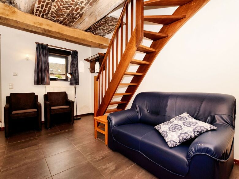 Lovely Holiday Home In Richelle With Barbecue