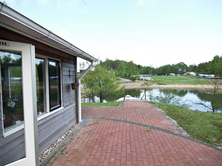 Detached Chalet Near The Netherlands Border With A Lake View