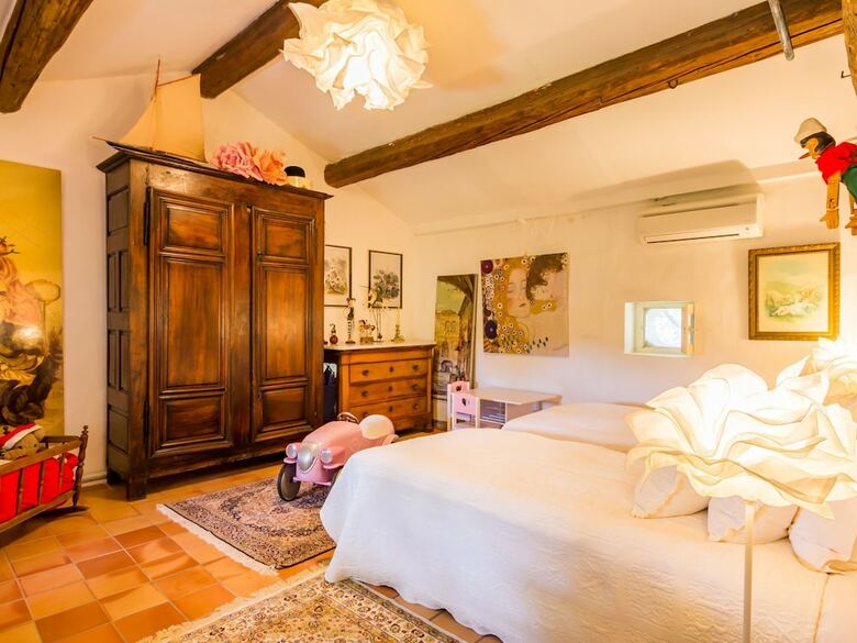 Beautiful Villa In Paradou With Swimming Pool