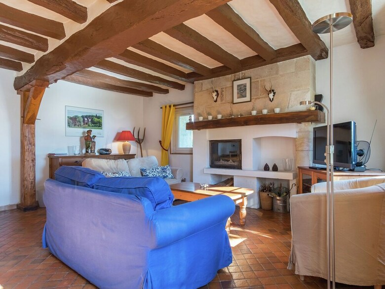 Luxurious Holiday Home In Montrichard With Pool