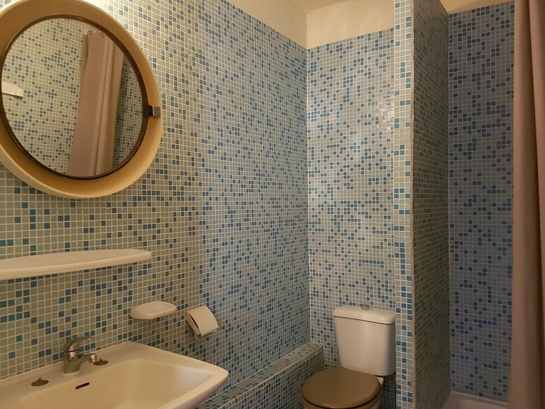 Magnificent Villa In Les Mages With Jacuzzi