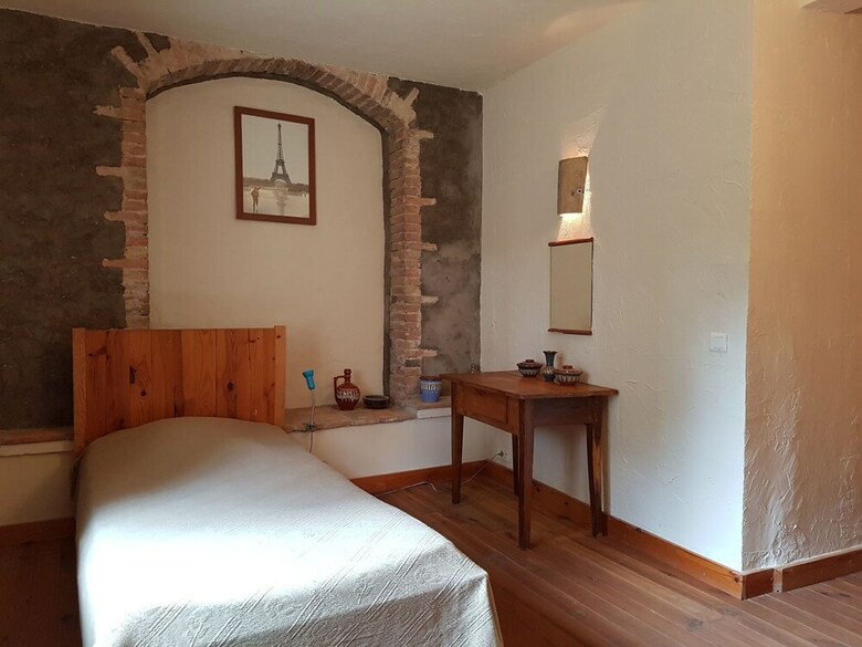 Magnificent Villa In Les Mages With Jacuzzi