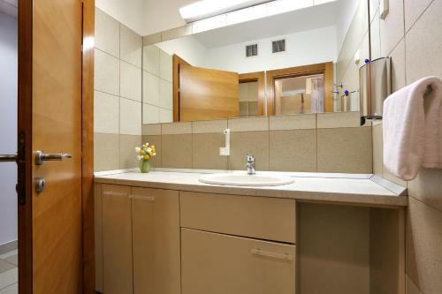 Apartments And Rooms Times Inn