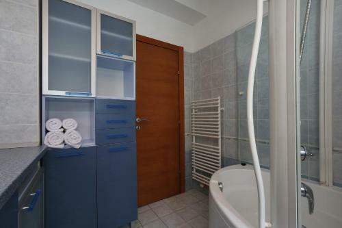 Apartments And Rooms Times Inn
