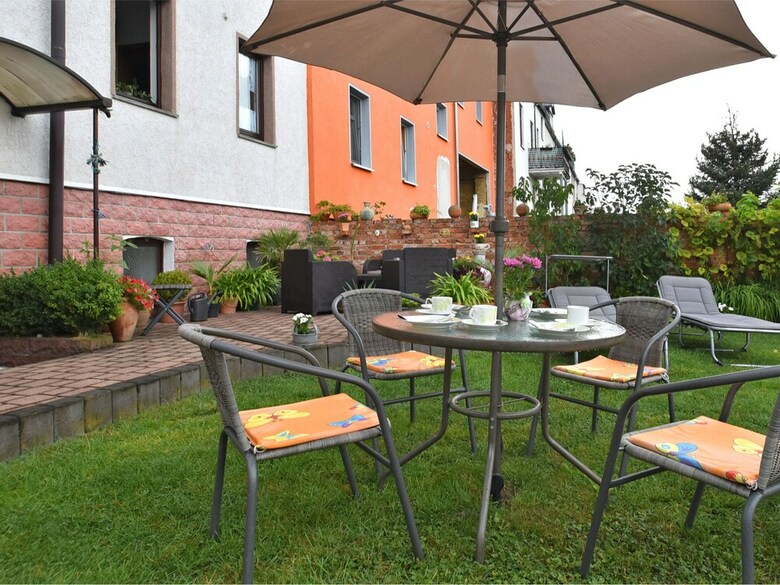 Apartment In Ilmenau With Garden, Terrace, Bbq, Deckchairs