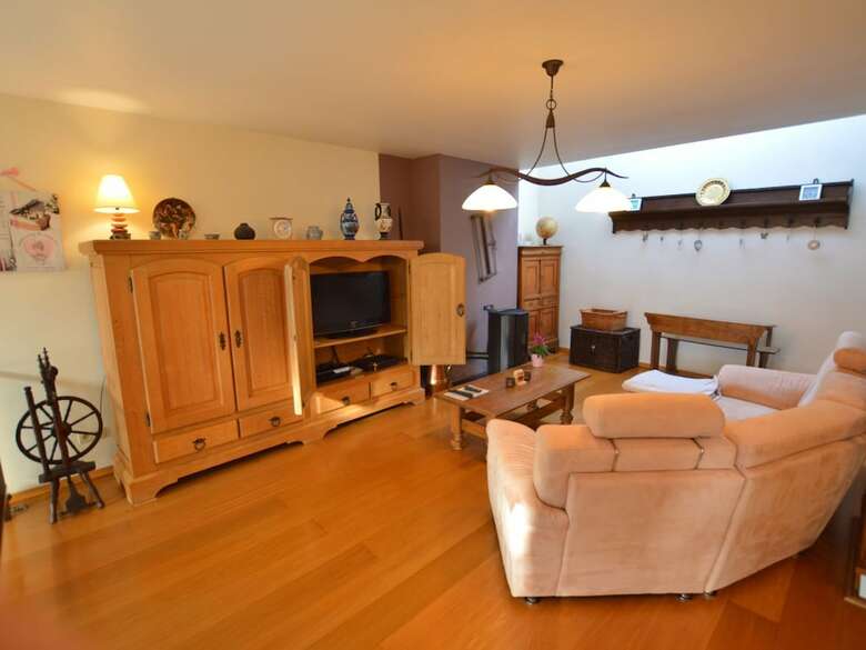 Charming And Spacious Cottage For Lovers, En For Walkers!