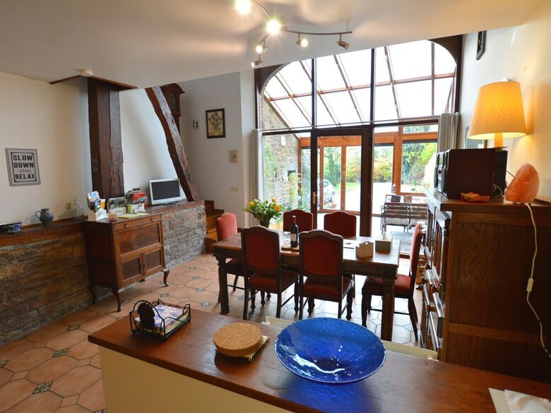 Charming And Spacious Cottage For Lovers, En For Walkers!