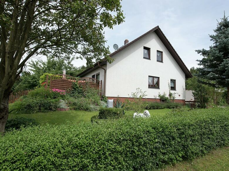 Cosy Apartment In Werda With Garden