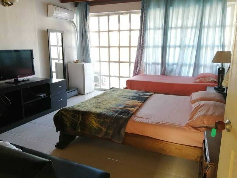 Hostal Casa Hotel Zamys Place
