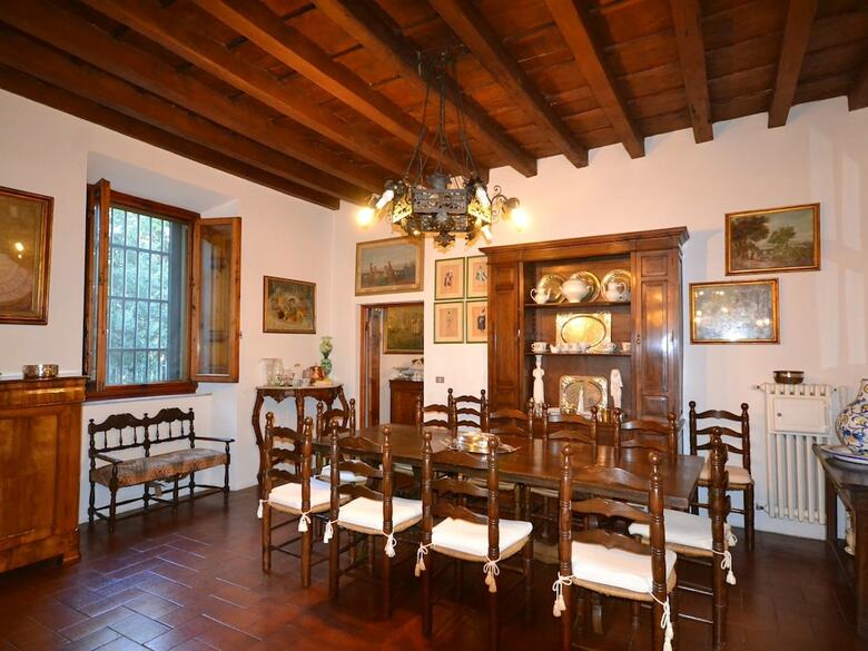 Charming Villa In Tuscany With Swimming Pool