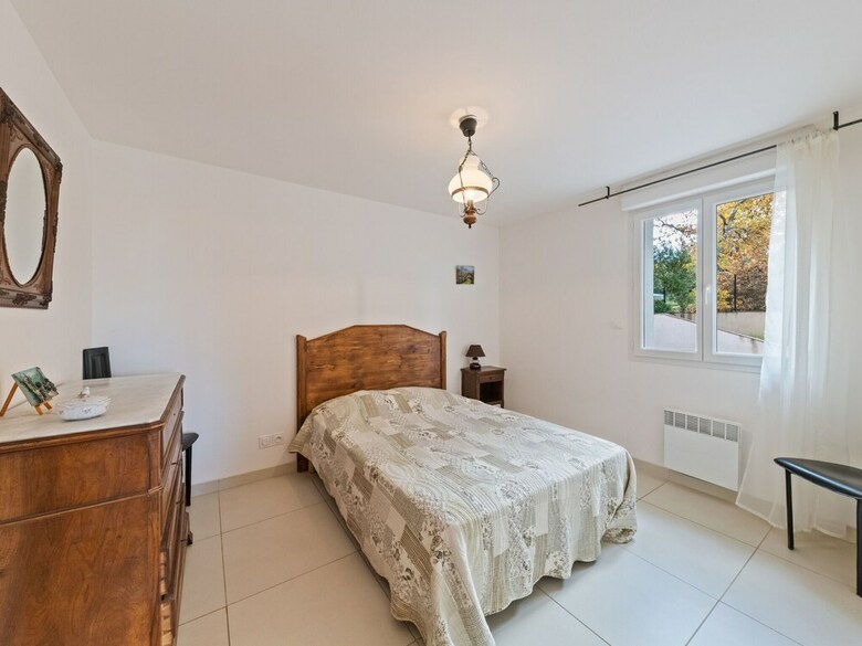 Spacious Villa In Tavernes With Private Pool
