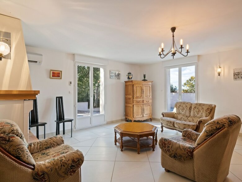 Spacious Villa In Tavernes With Private Pool