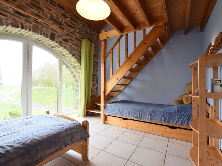 Comfortable Cottage In Wicourt With Meadow View