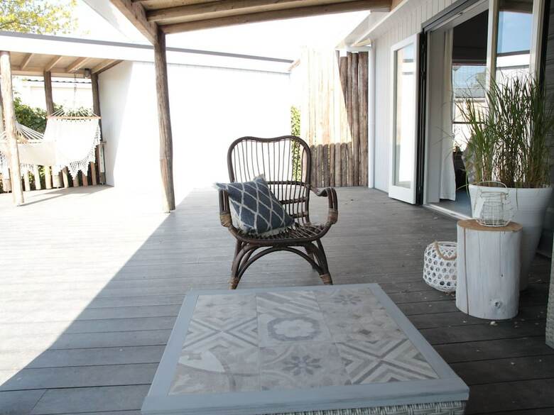 Fascinaing Chalet With Sauna, Veranda, Lounge Set, Storage