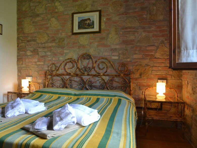 Spacious Holiday Home In Montaione With Swimming Pool