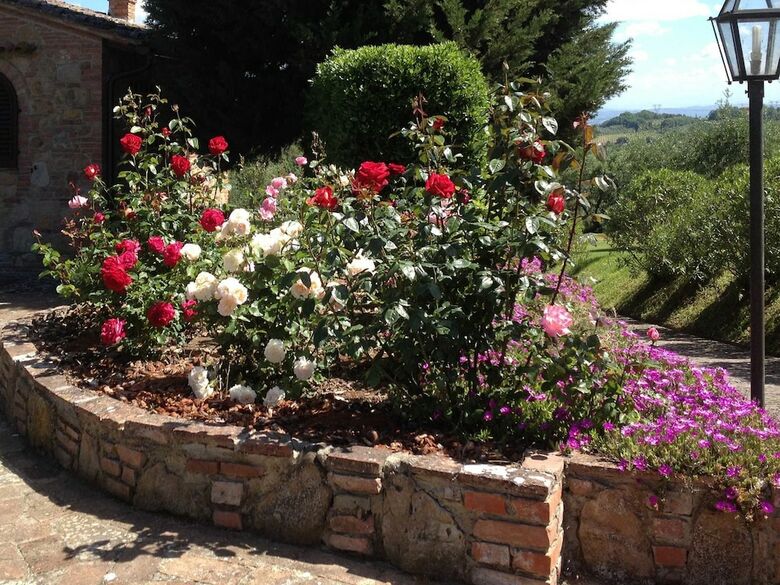Spacious Holiday Home In Montaione With Swimming Pool