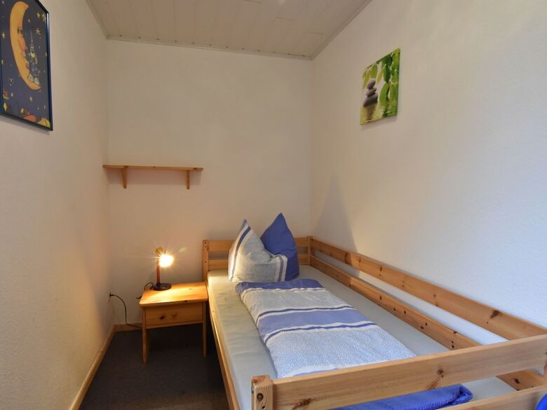 Modern Bungalow With Terrace In K�hlungsborn