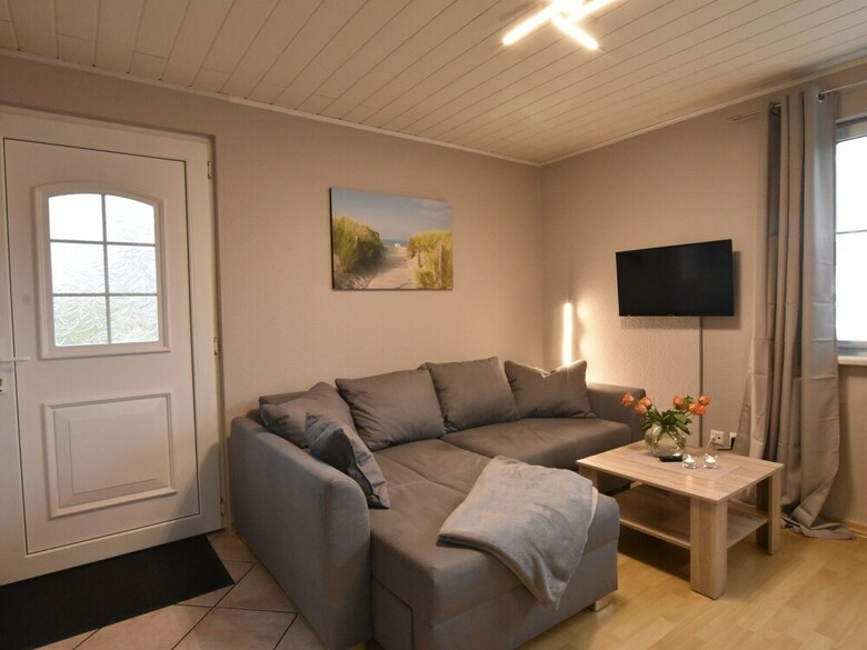 Modern Bungalow With Terrace In K�hlungsborn