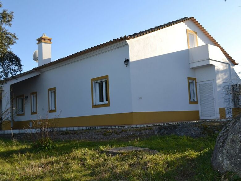 Villa A Comfortable Holiday Home With Private Swimming Pool, Tranquility And Privacy