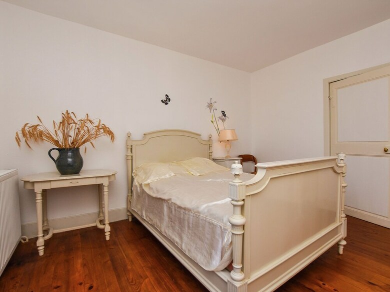 Beautiful Holiday Home Near Forest In Montfaucon