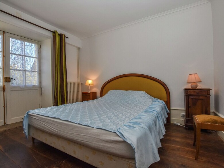 Beautiful Holiday Home Near Forest In Montfaucon