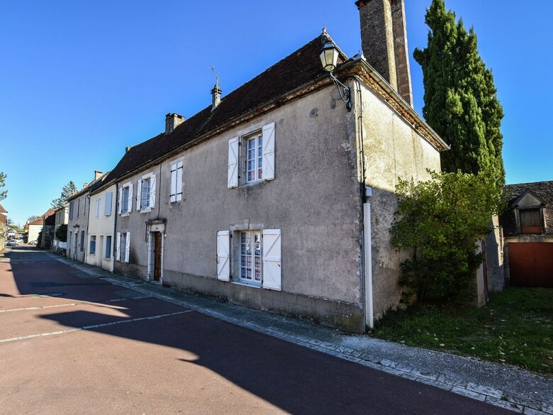 Beautiful Holiday Home Near Forest In Montfaucon