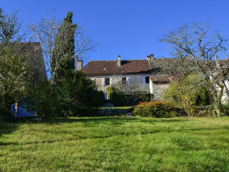 Beautiful Holiday Home Near Forest In Montfaucon
