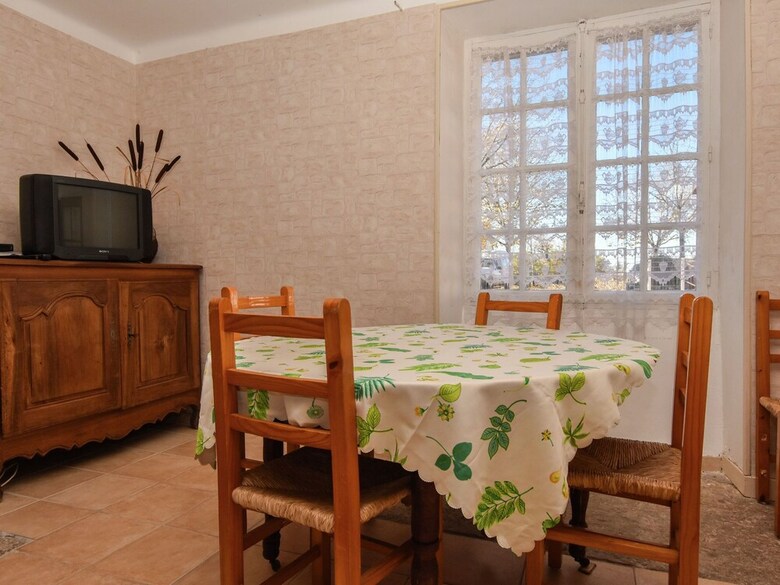 Beautiful Holiday Home Near Forest In Montfaucon