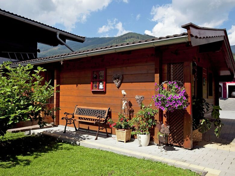 Lovely Apartment In M�hlbach With Private Garden