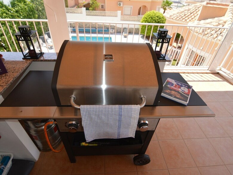 Beautiful Villa In Ciudad Quesada With Pool