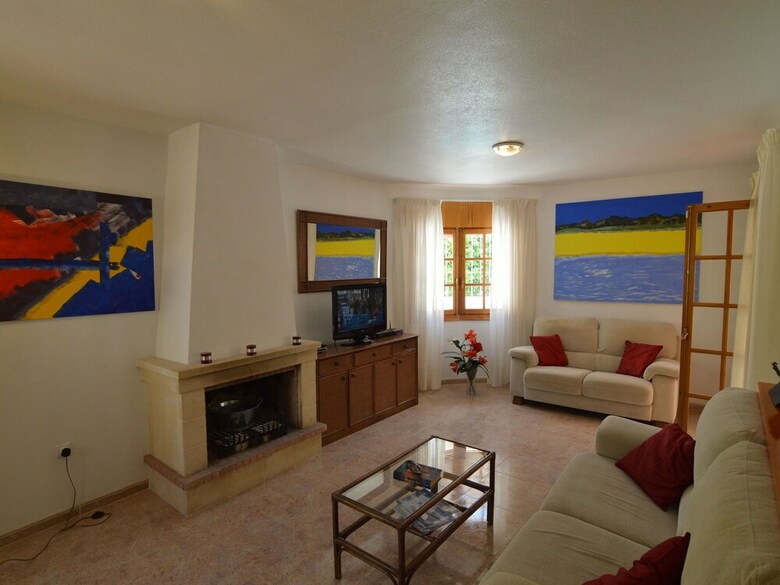 Beautiful Villa In Ciudad Quesada With Pool