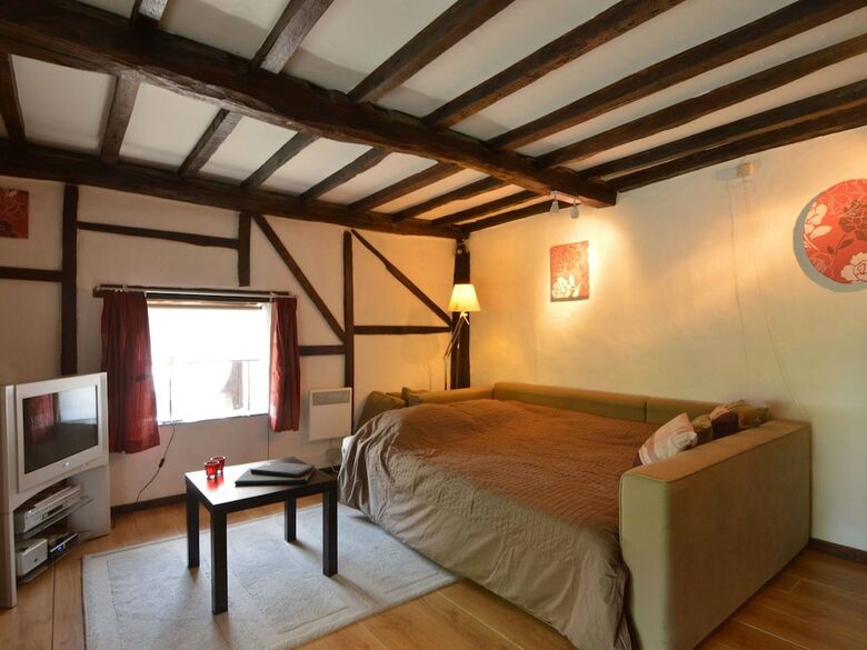 Cosy Holiday Home In Cherain Near Forest
