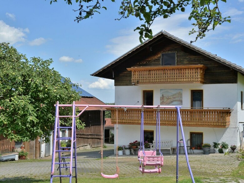 Apartamentos Flat With Balcony In The Upper Bavarian Forest Nature Park