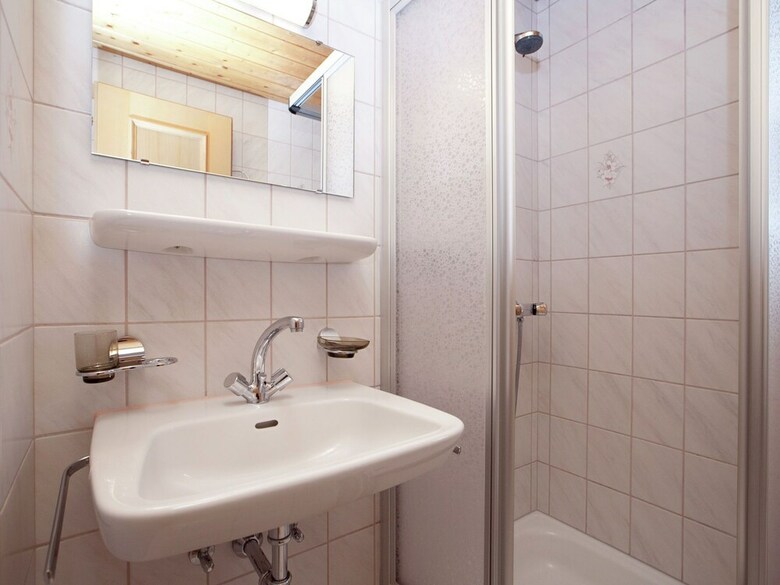 Cozy Apartment Near Ski Area In Bartholom�berg