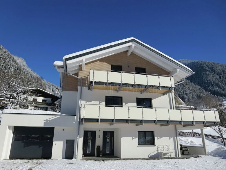 Comfortable Apartment In Gaschurn Near Ski Area