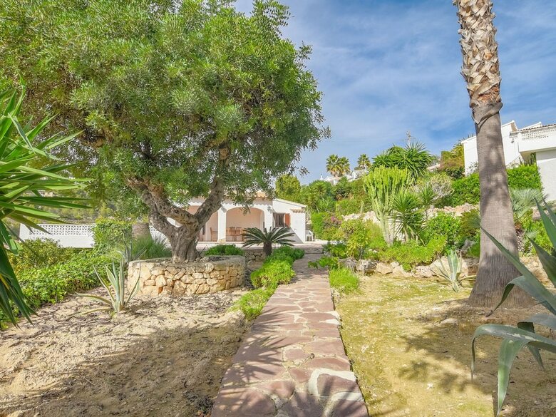 Luxurious Villa With Private Swimming Pool In Benissa