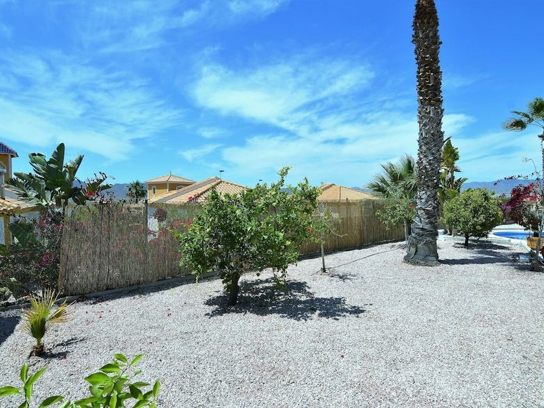 Gorgeous Villa In Mazarr�n With Private Pool