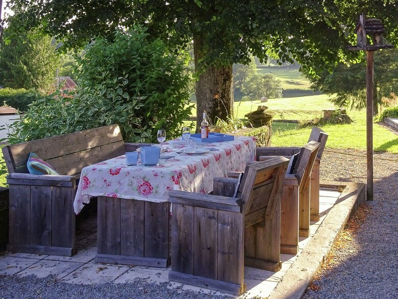Cosy Villa In Roche-le-peyroux With Swimming Pool