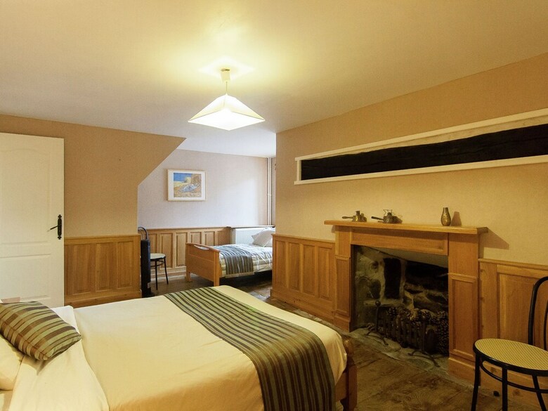 Cosy Villa In Roche-le-peyroux With Swimming Pool