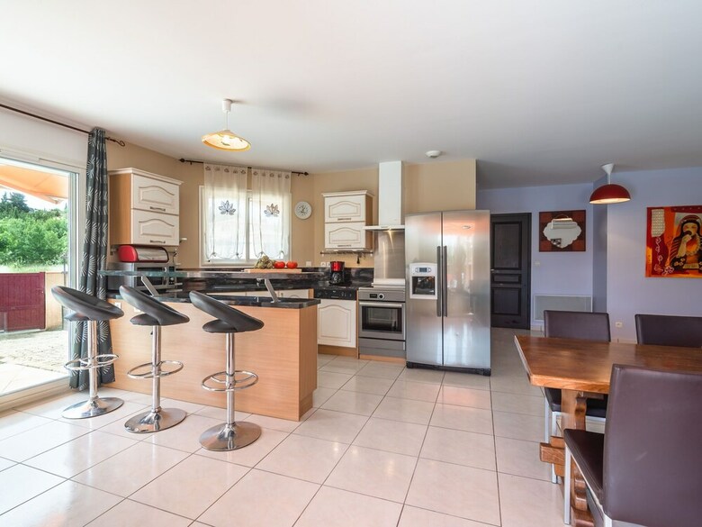 Quaint Villa In Aigues-vives With Private Pool