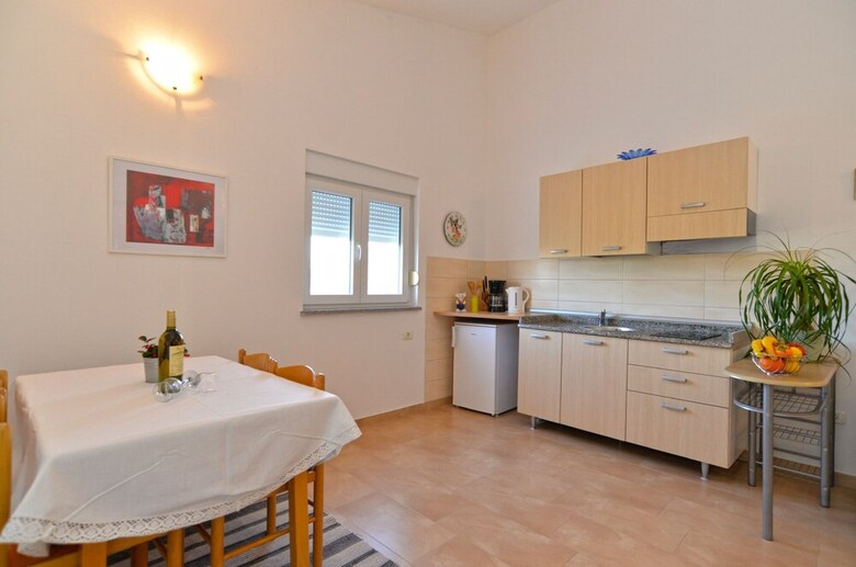 Apartment 1773