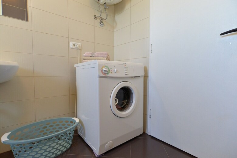 Apartment 1773