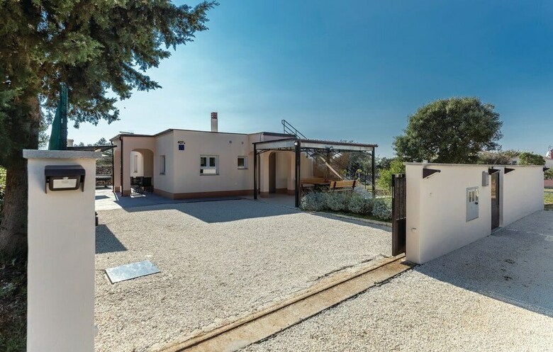 House 1805