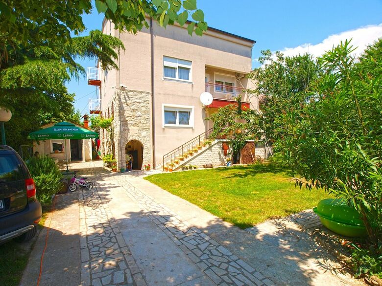 Apartment 1804