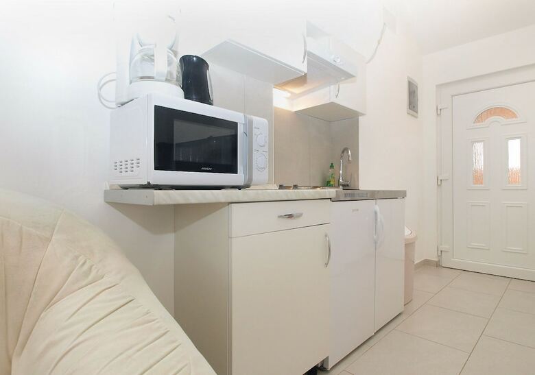 Apartment 1774