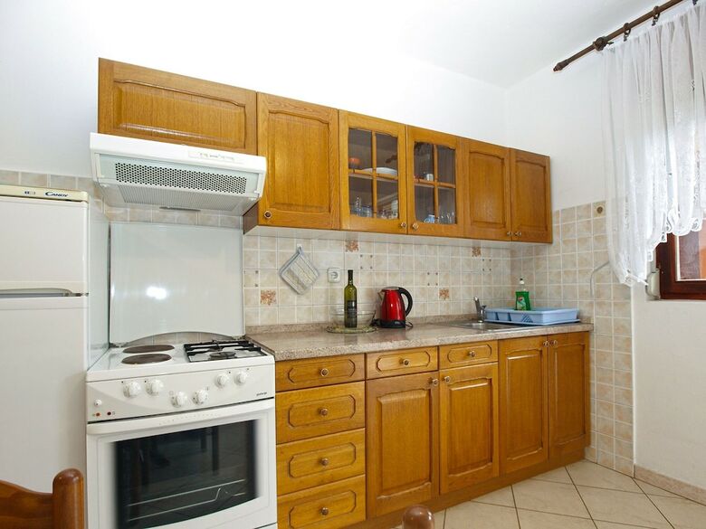 Apartment 1858