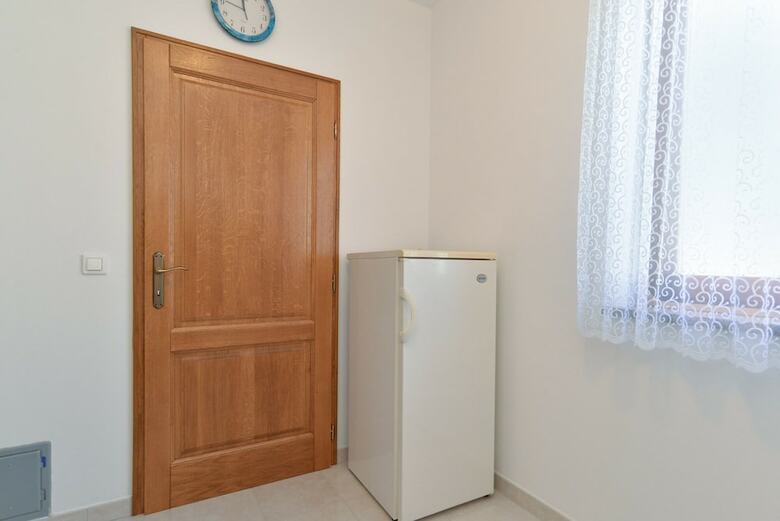 Apartment 1807