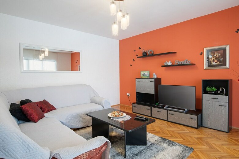 Villa Apartment 1816