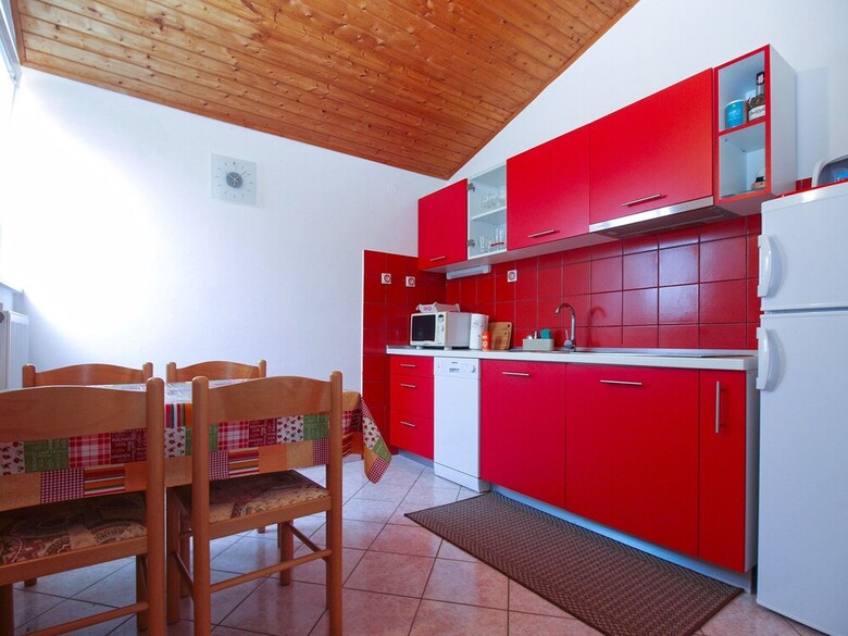 Apartment 1893